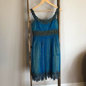 Adrianna Papell short gown